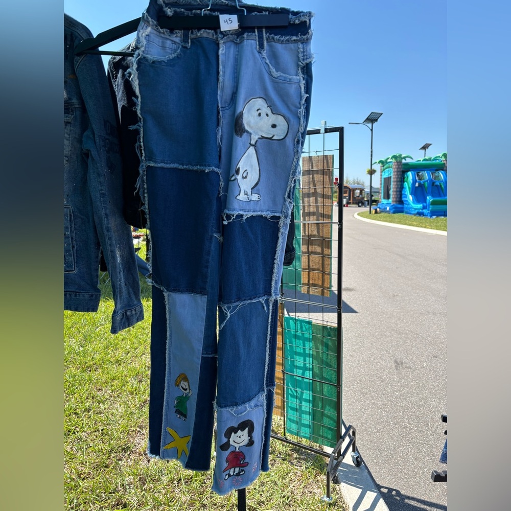 Patchwork Cartoon Graphic girls Jeans